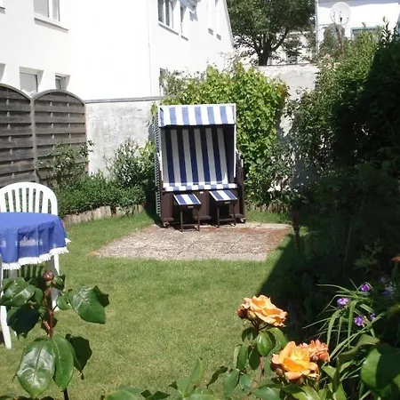 Kleines Logierhaus 04 *